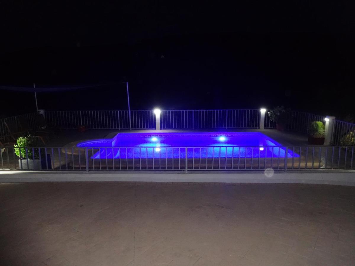 Palomas, 3 Avec Piscine * Turis